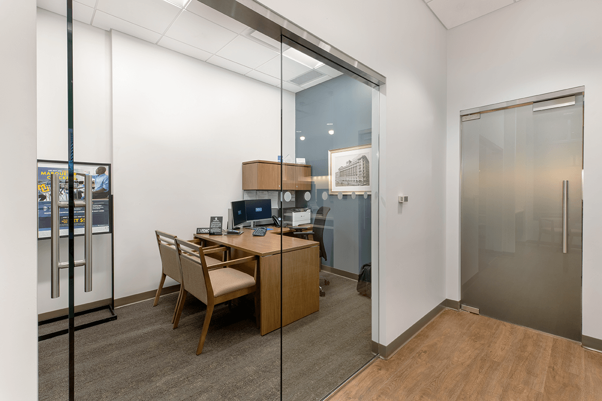 Landre-TownBank-056 Landre-TownBank-056