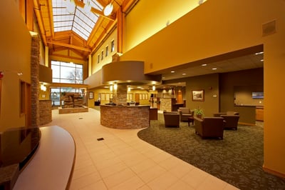 Wisconsin Dells Bank lobby to outside