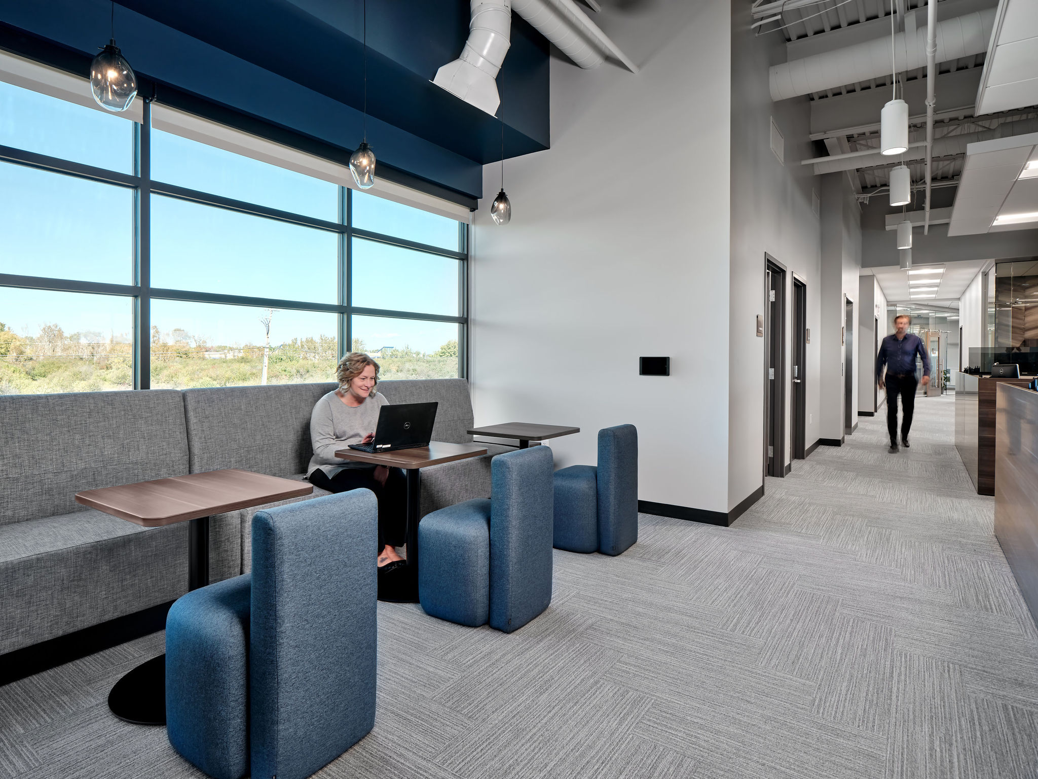 Break out space for employees in the back office