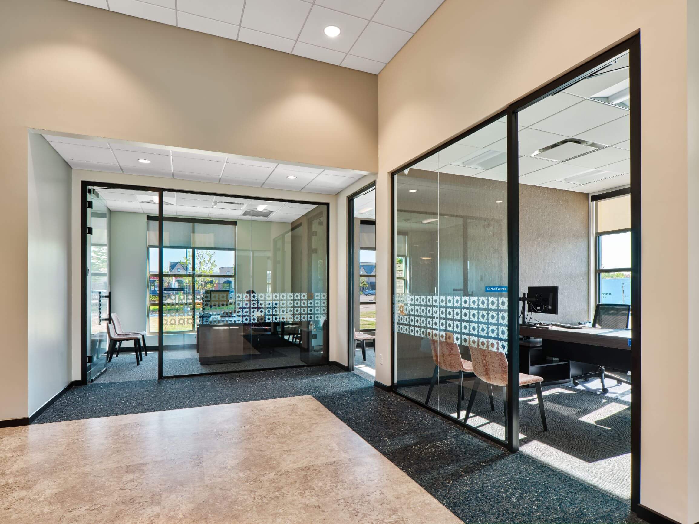 Private offices for flexible one on one meetings with members
