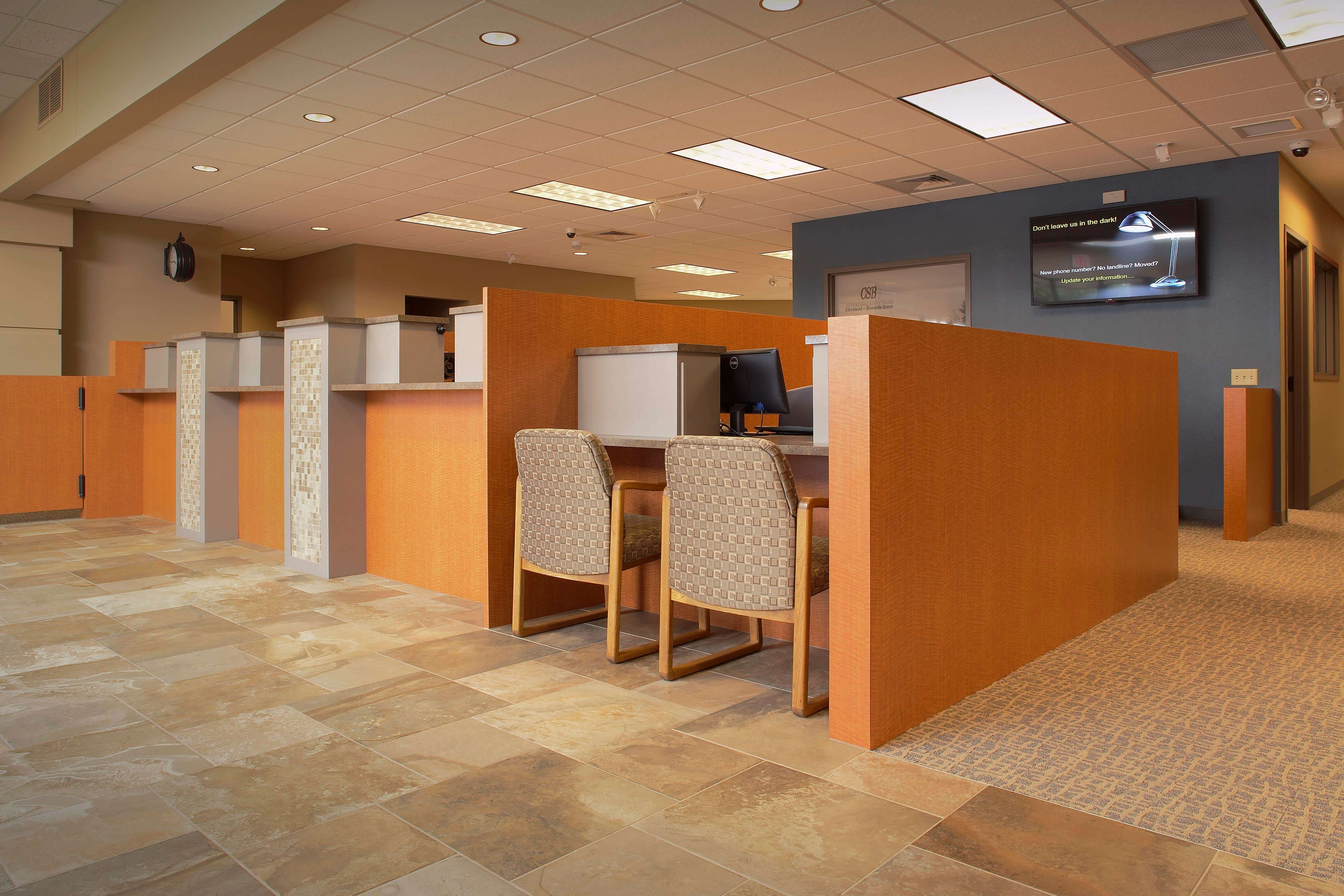 Private meeting spaces at Cleveland State Bank